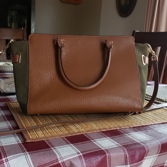 Coach Bag: Brown leather and green suede - Picture 2 of 4
